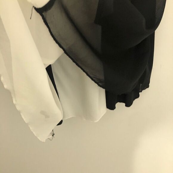 ALYNPaige Beautiful Size S Slip On Dress! - Picture 9 of 11